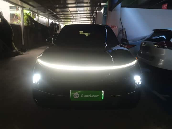 Фото 3 - LiXiang L8