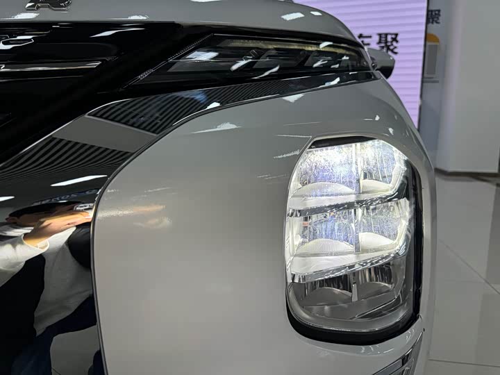 Фото 19 - Mitsubishi Outlander