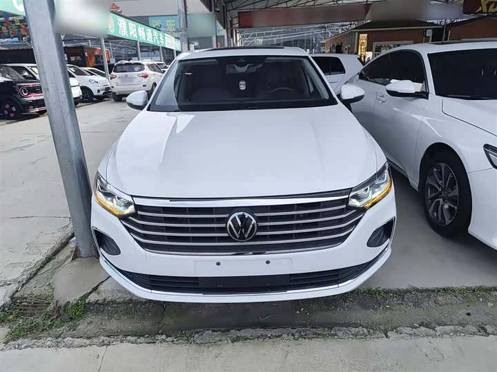 Фото 3 - Volkswagen Lavida