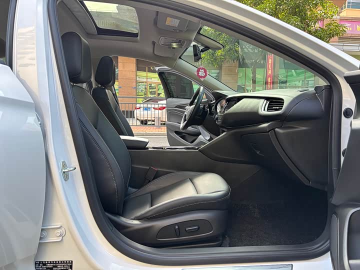 Фото 7 - Buick Regal