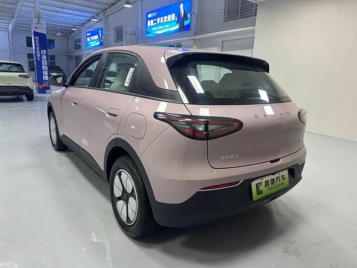 Фото 7 - Geely Galaxy Geome