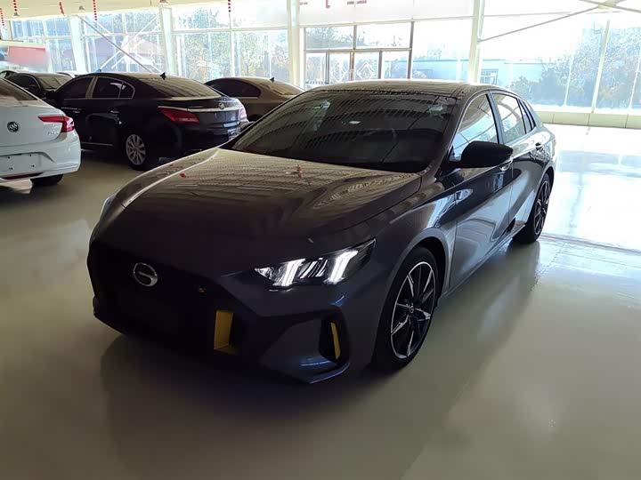 Фото 2 - GAC Trumpchi Empow R