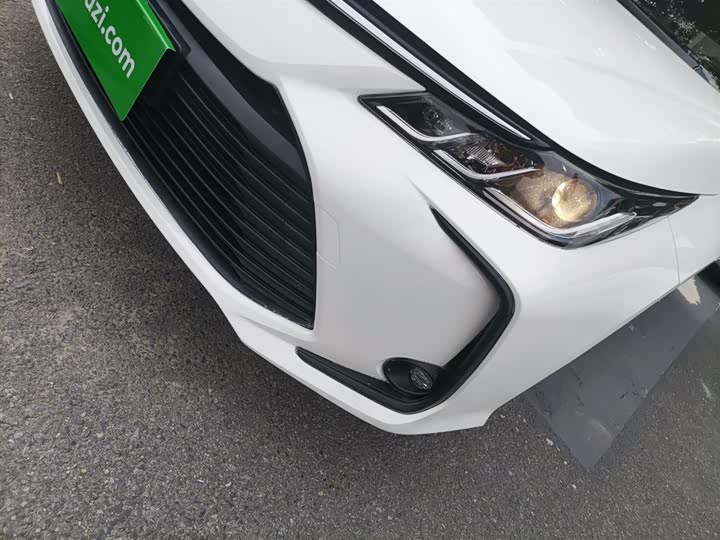 Фото 24 - Toyota Corolla