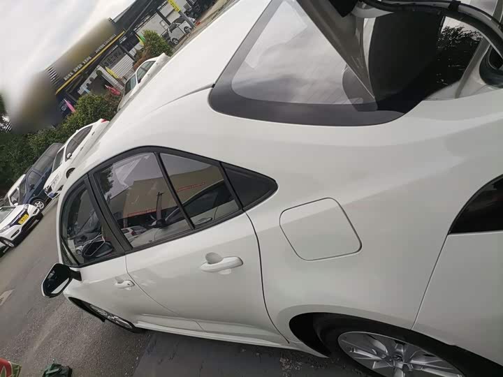 Фото 5 - Toyota Corolla