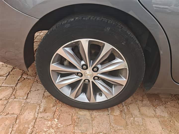 Фото 26 - Chevrolet Monza