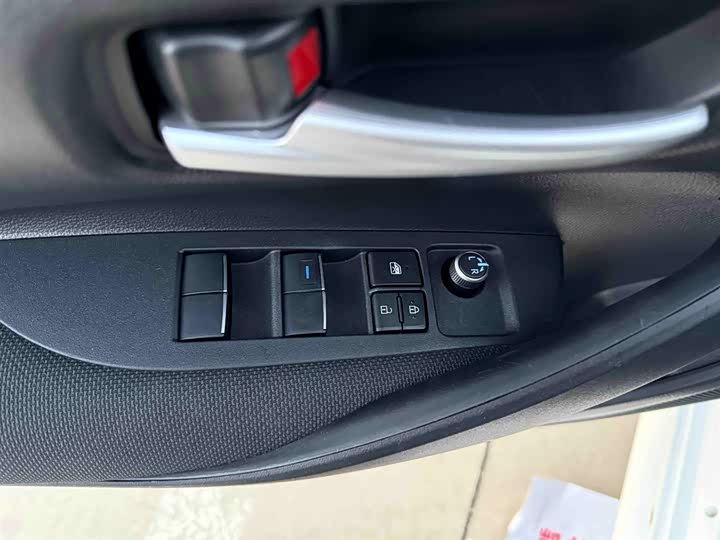 Фото 11 - Toyota Levin