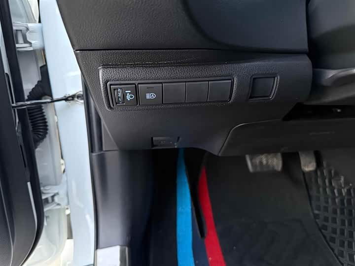 Фото 12 - Toyota Levin