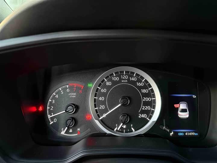 Фото 14 - Toyota Levin