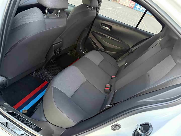 Фото 19 - Toyota Levin