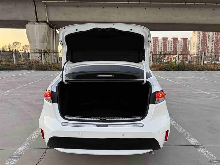 Фото 20 - Toyota Levin