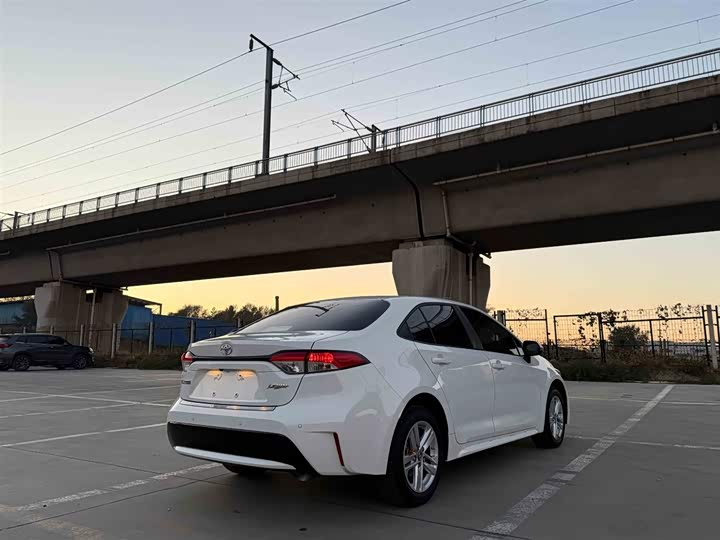 Фото 5 - Toyota Levin