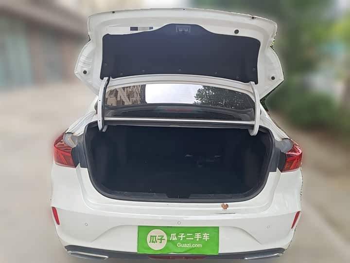 Фото 10 - Changan Eado Plus