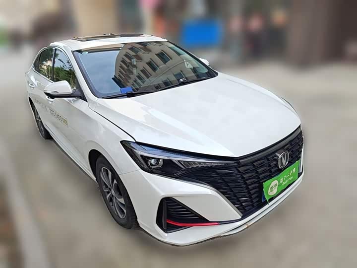 Фото 26 - Changan Eado Plus