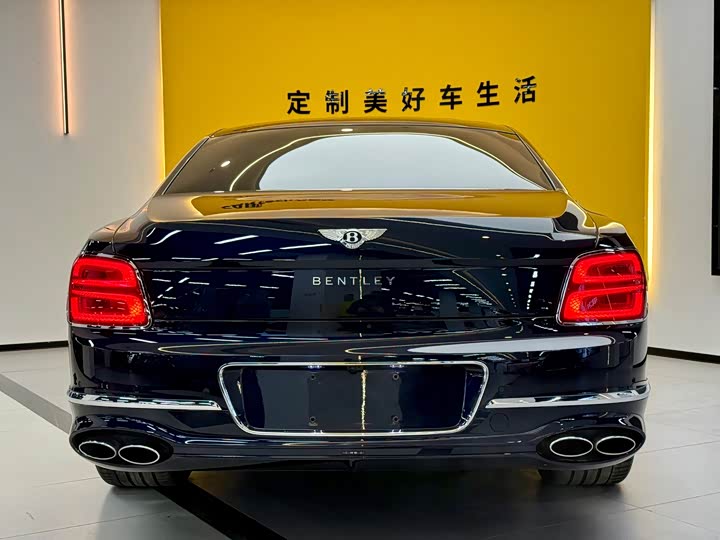 Фото 18 - Bentley Flying Spur