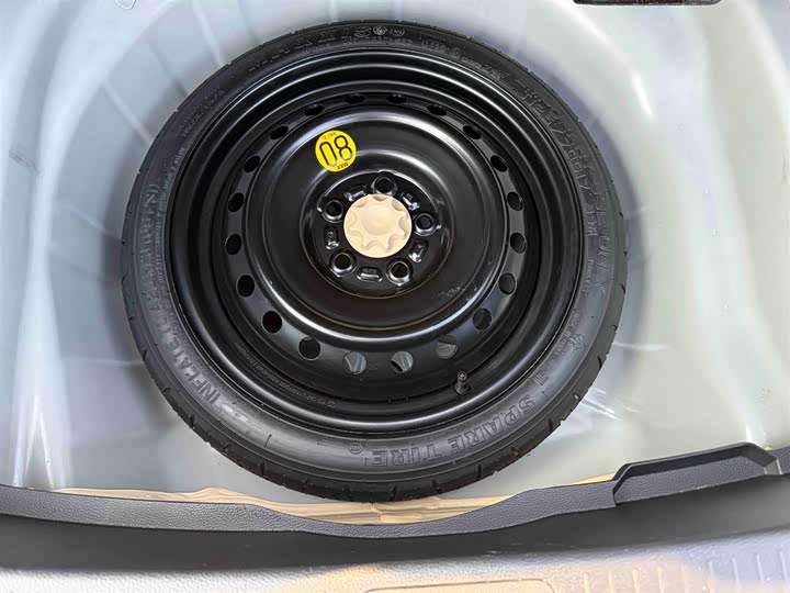 Фото 21 - Toyota Corolla