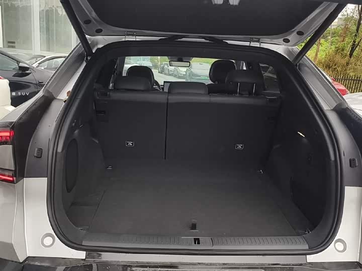 Фото 11 - XPeng G7