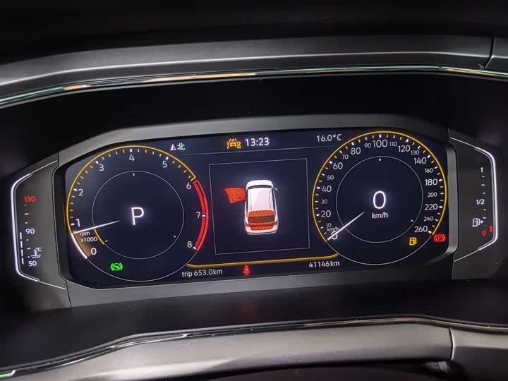 Фото 19 - Volkswagen T-Cross