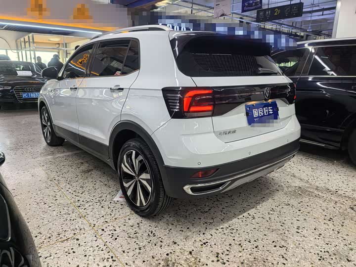 Фото 4 - Volkswagen T-Cross