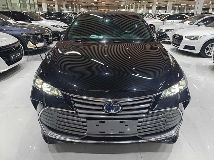 Фото 2 - Toyota Avalon