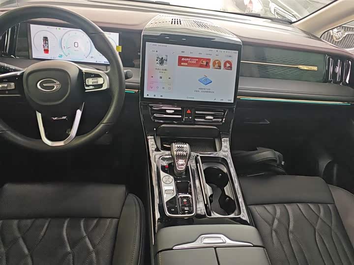 Фото 14 - GAC Trumpchi M8