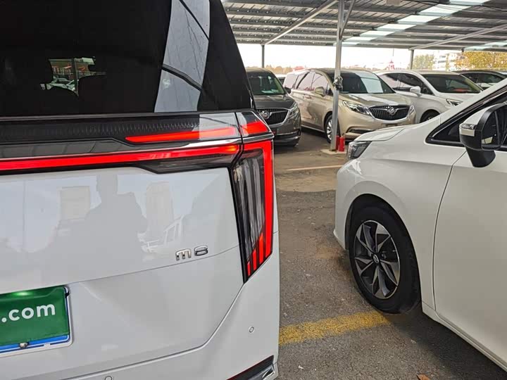 Фото 8 - GAC Trumpchi M8