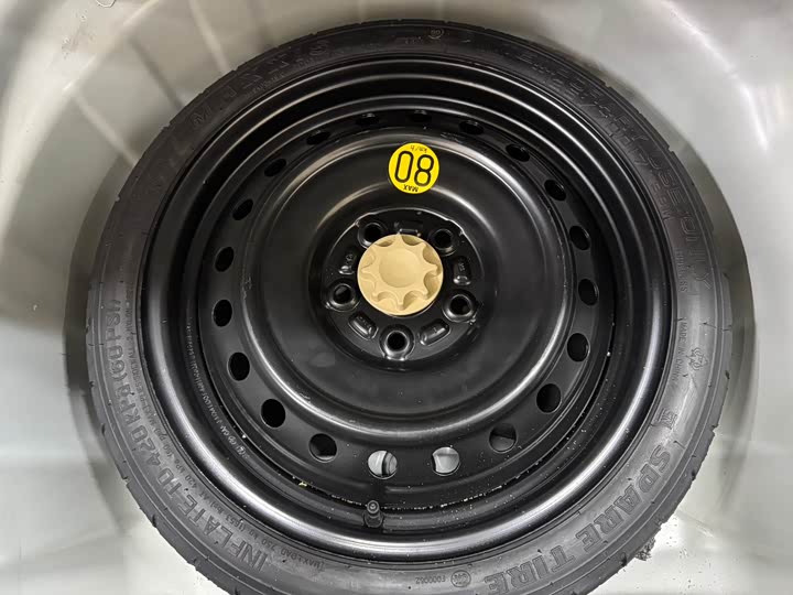 Фото 20 - Toyota Corolla