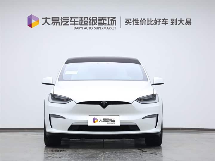 Фото 2 - Tesla Model X