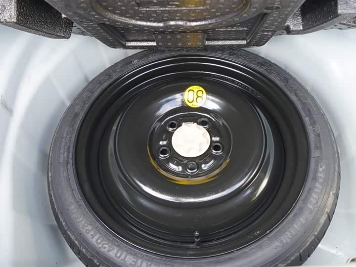 Фото 21 - Toyota Corolla