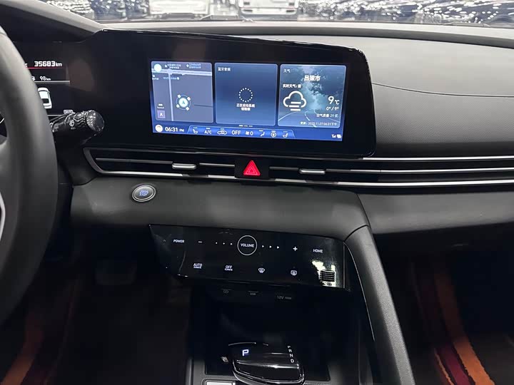 Фото 14 - Hyundai Elantra N line