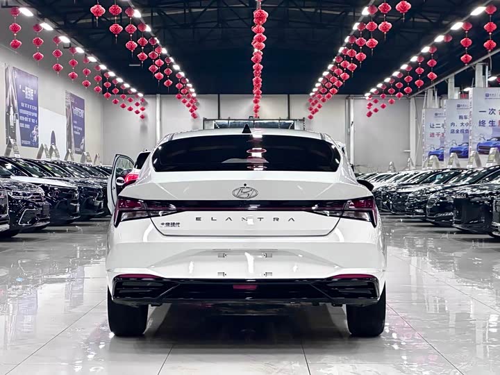 Фото 4 - Hyundai Elantra N line