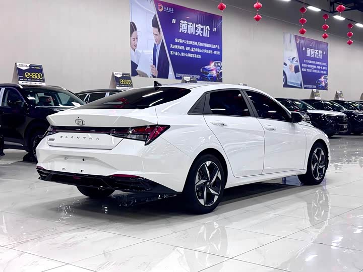 Фото 5 - Hyundai Elantra N line