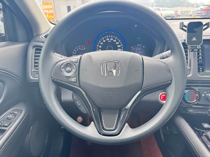 Фото 12 - Honda Vezel