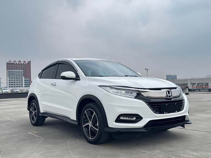 Фото 3 - Honda Vezel