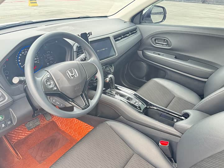 Фото 6 - Honda Vezel