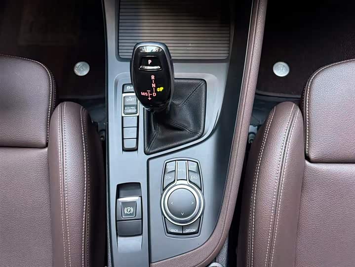 Фото 15 - BMW X1