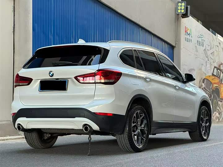 Фото 5 - BMW X1