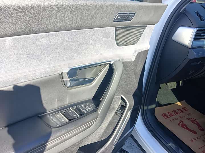 Фото 16 - BYD Song Pro Hybrid