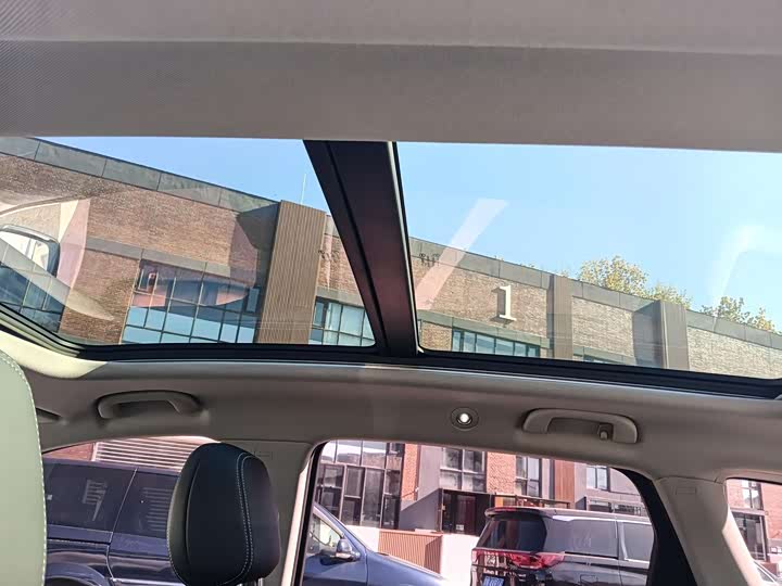 Фото 18 - BYD Song Pro Hybrid