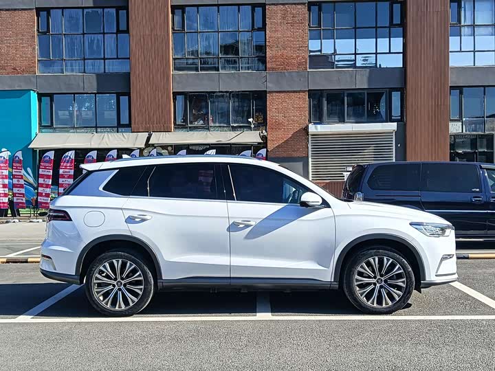 Фото 5 - BYD Song Pro Hybrid