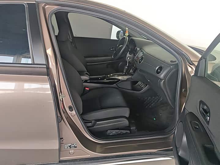 Фото 8 - Honda XR-V