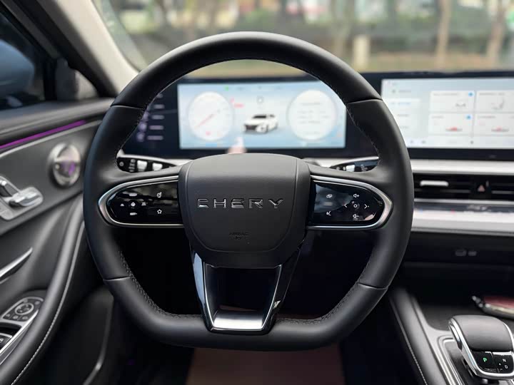 Фото 13 - Chery Arrizo 8