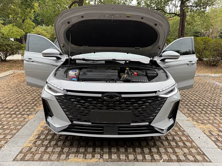 Фото 25 - Chery Arrizo 8