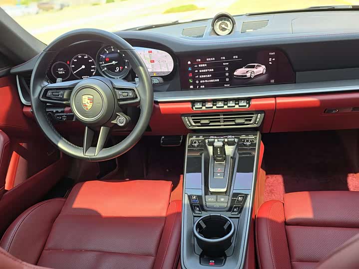 Фото 11 - Porsche 911