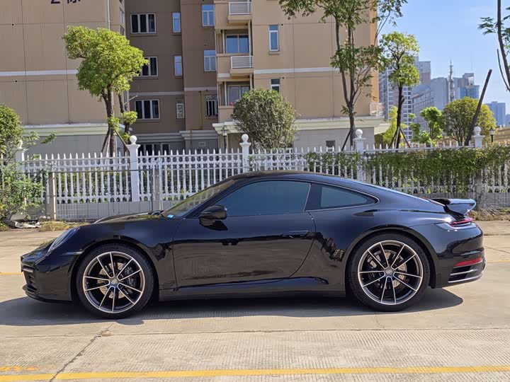 Фото 4 - Porsche 911