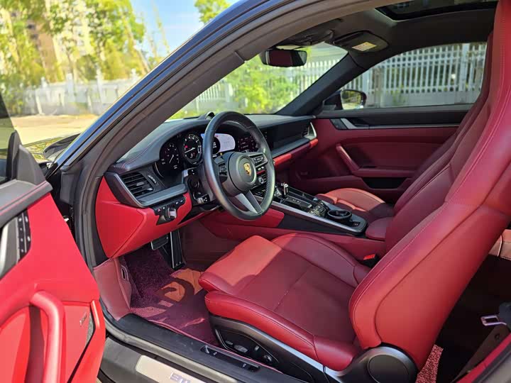 Фото 6 - Porsche 911