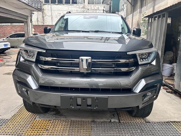 Фото 2 - Tank 400 Hybrid