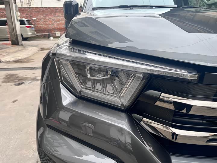 Фото 4 - Tank 400 Hybrid