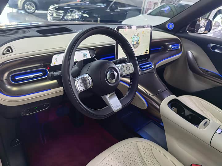 Фото 12 - Smart #1