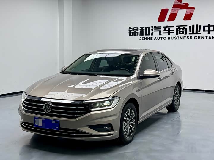 Фото 1 - Volkswagen Sagitar L