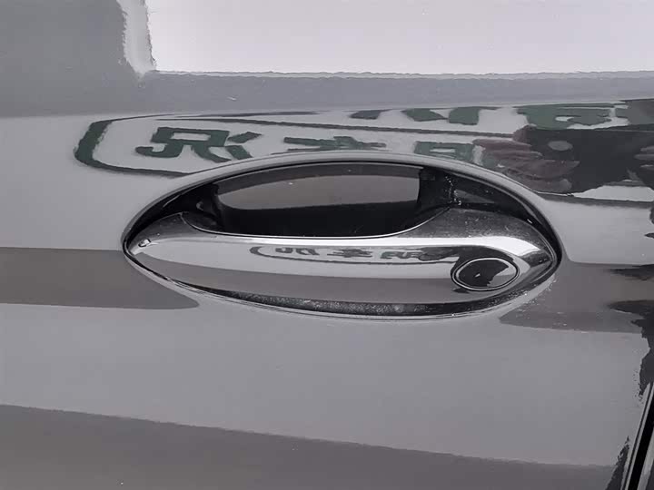 Фото 18 - BMW 5 Series